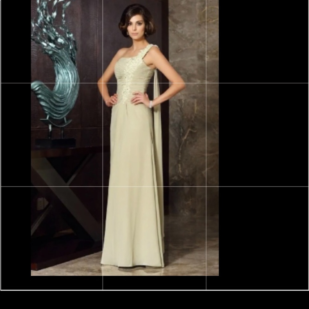 Hebeos A-Line/Princess One-Shoulder Long Chiffon Mother of the Bride Dress